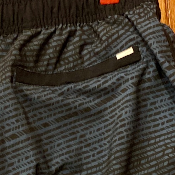 Vuori Blue and black striped swim shorts size L - Picture 12 of 17